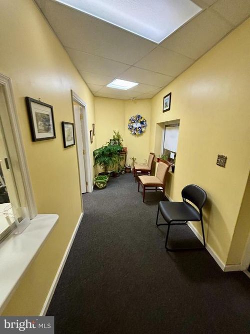 apt-b-805 W Atlantic Ave, LAUREL SPRINGS, NJ, 08021-3100 | Card Image