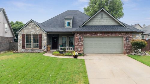 710 W 40th St, Sand Springs, OK, 74063-2889 | Card Image