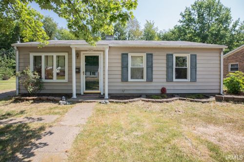 4203 Meadowridge Road, Evansville, IN, 47711 | Card Image