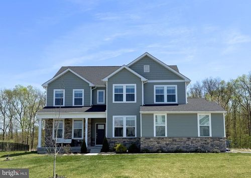 1033 Mariwill Dr, QUAKERTOWN, PA, 18951-5082 | Card Image