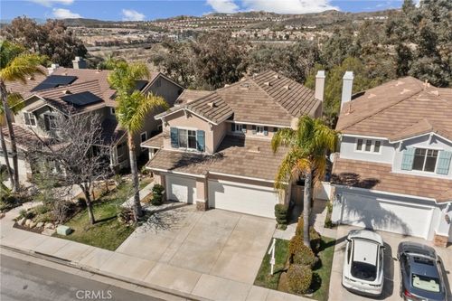 28403 Calex Dr, Valencia, CA, 91354-1501 | Card Image