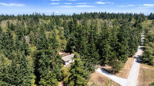 1019 Harmony Rd, Oak Harbor, WA, 98277-9000 | Card Image