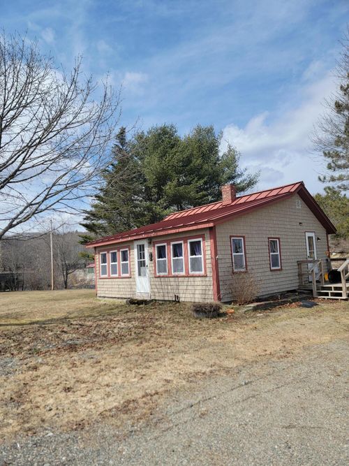 471 Main Street, East Machias, ME, 04630 | Card Image