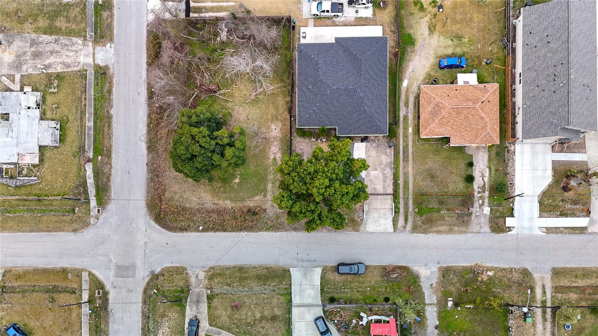 Land in Houston 2