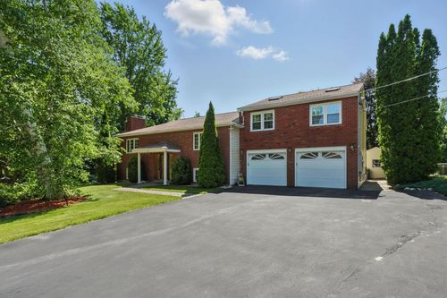 14 Johns Dr, Hooksett, NH, 03106-1213 | Card Image