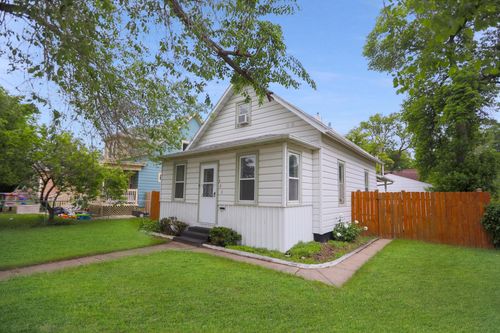 423 S Dakota St, ABERDEEN, SD, 57401-4637 | Card Image