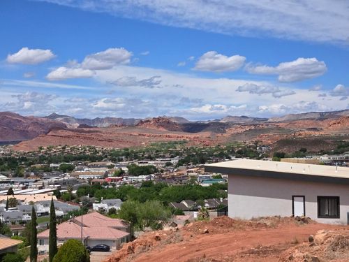 37-568 N 950 West Cir, St. George, UT, 84770-4685 | Card Image