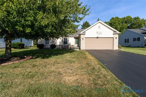 1683 Henthorne Dr, Maumee, OH, 43537-1300 | Card Image