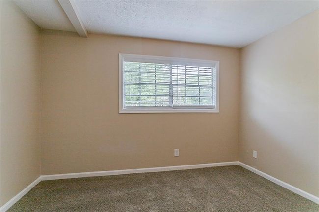 2212 Chestnut Log Loop, House other with 4 bedrooms, 2 bathrooms and 2 parking in Lithia Springs GA | Image 24