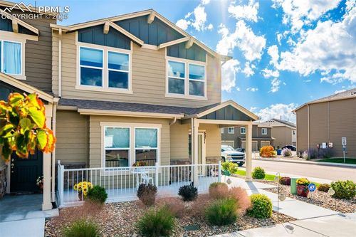 6071 Old Glory Dr, Colorado Springs, CO, 80925-1443 | Card Image