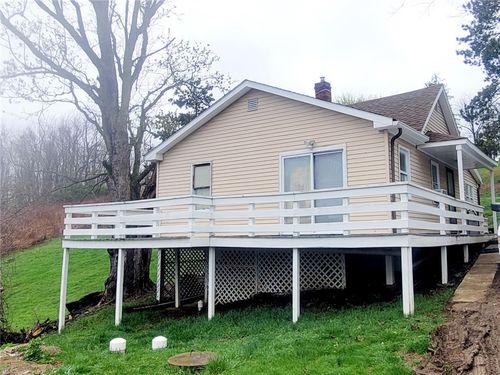 11 Murner Dr, Claysville, PA, 15323-1099 | Card Image