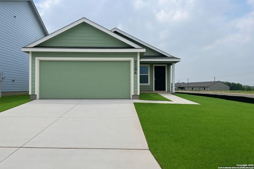 2404 Hunter Rd, New Braunfels, TX, 78132 | Card Image