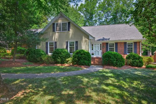 2047 Walker Ave, Burlington, NC, 27215-4516 | Card Image