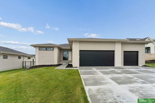 3310 S 212th St, Elkhorn, NE, 68022-3478 | Card Image