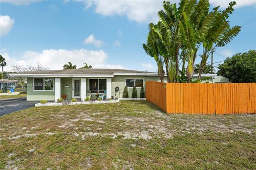 4580 Nw 3rd Ave, Oakland Park, FL, 33309-3901 | Card Image