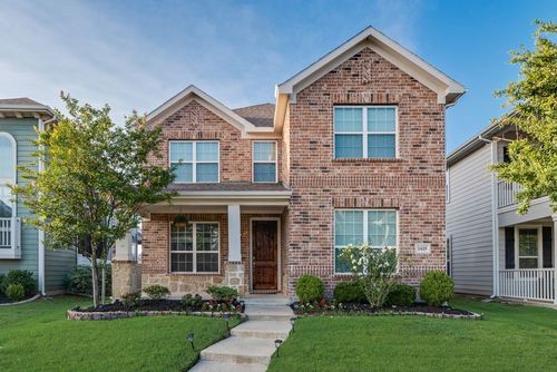 1425 Bull St, Aubrey, TX, 76227-2919 | Card Image