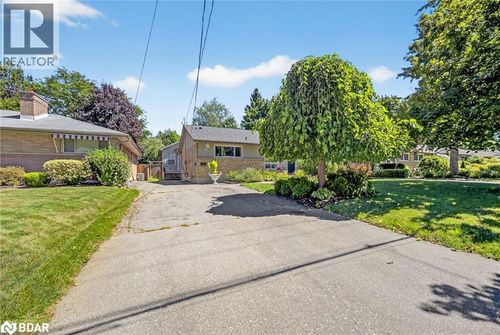 {{alt}} | Card Image