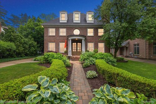 364 Chesterfield Ave, Birmingham, MI, 48009-1276 | Card Image