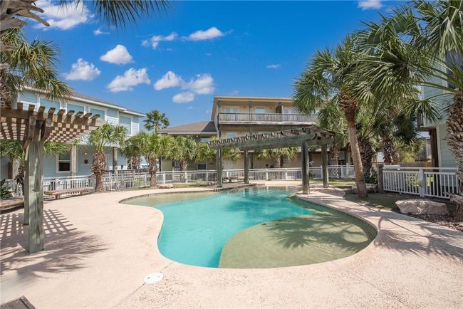 APT-11D - 247 W Roberts Ave, Condo with 3 bedrooms, 4 bathrooms and null parking in Port Aransas TX | Image 33