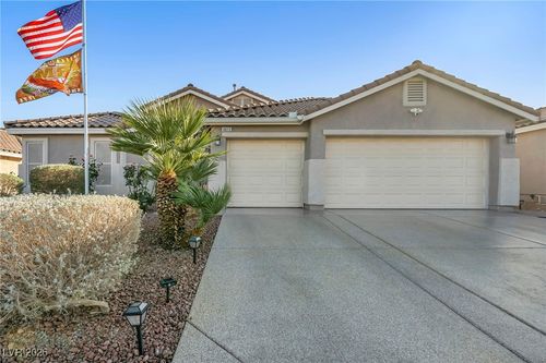 4613 Mohawk River Ave, North Las Vegas, NV, 89031-3498 | Card Image