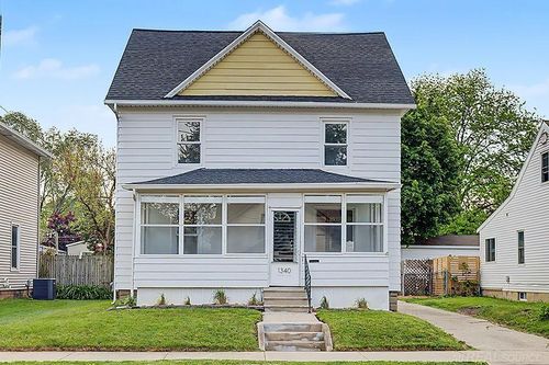 1340 Columbia Avenue, Grand Rapids, MI, 49505 | Card Image