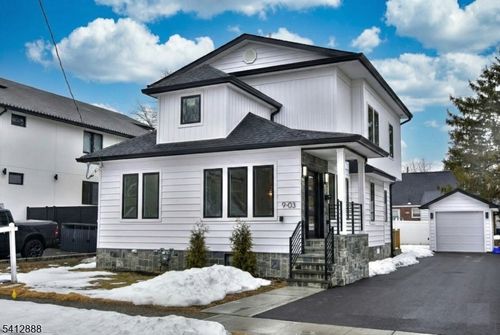 9 5th St, Clifton, NJ, 07011-3174 | Card Image