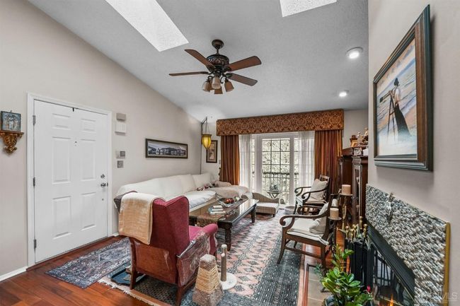 45 Amethyst Way, Townhouse with 2 bedrooms, 1 bathrooms and null parking in FRANKLIN PARK NJ | Image 4