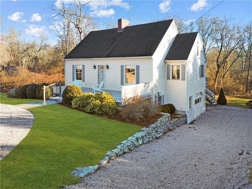 6 Verdi Rd, Westerly, RI, 02891-4704 | Card Image