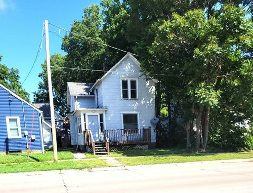 626 W 6th St, Waterloo, IA, 50702-1506 | Card Image