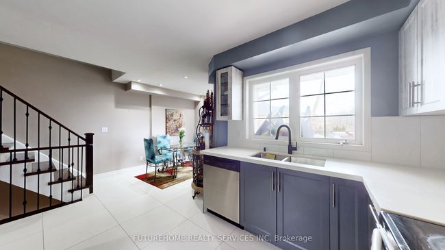 83 Sprucedale Way, Condo with 4 bedrooms, 4 bathrooms and 1 parking in Whitby ON | Image 16