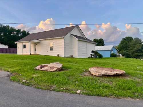 1000 Cleveland Ford Rd, Nicholasville, KY, 40356-9534 | Card Image