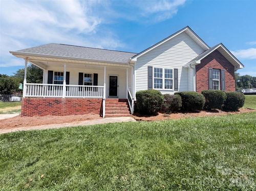1011 Meagan Ct, Bessemer City, NC, 28016-6744 | Card Image