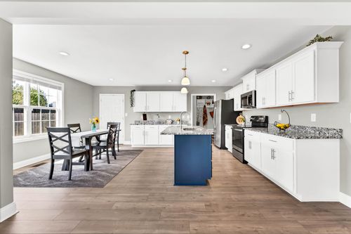 722 Banister Dr, Clarksville, TN, 37042-6680 | Card Image