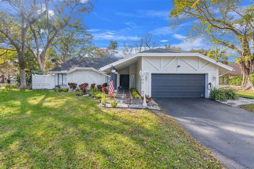 501 Nw 78th Way, Plantation, FL, 33324-1437 | Card Image