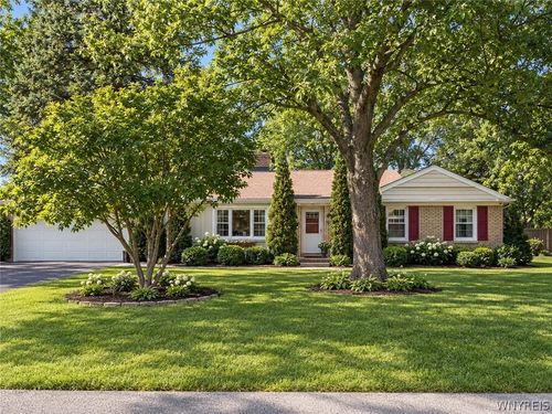 421 Morgan Dr, Lewiston, NY, 14092-1012 | Card Image