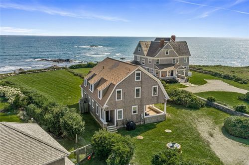 5 Kempton Pl, Little Compton, RI, 02837-1420 | Card Image