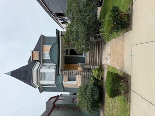 1828 Oliver St, Whiting, IN, 46394-1725 | Card Image