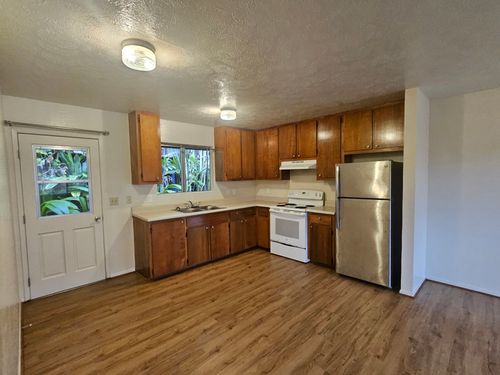 2-37-A Noio Ln, HILO, HI, 96720-4298 | Card Image