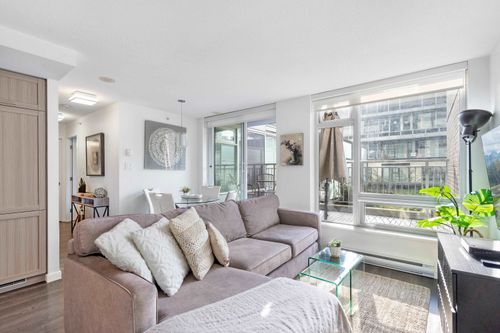 303-5665 Boundary Rd, Vancouver, BC, V5R0E4 | Card Image