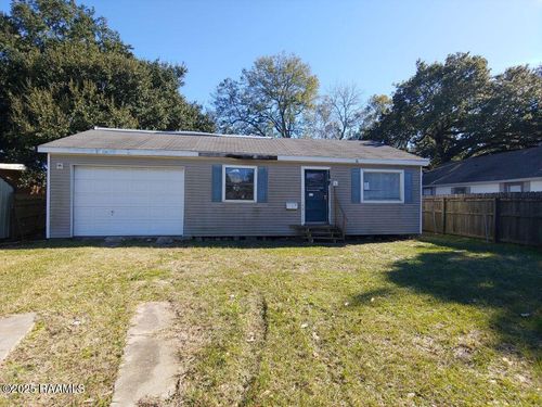 612 Ashton St, New Iberia, LA, 70563-1812 | Card Image