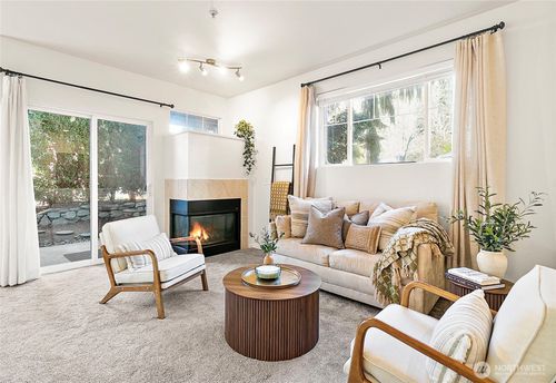 apt-304-4710 Mill Pond Dr Se, Auburn, WA, 98092-3850 | Card Image