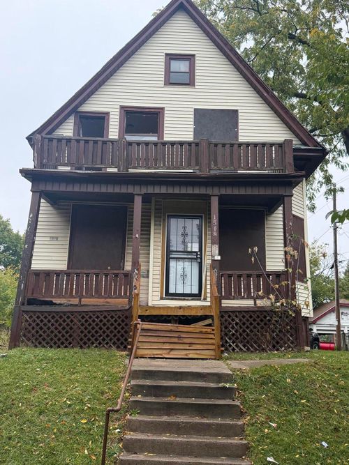 1518 W Ring St, Milwaukee, WI, 53206-2261 | Card Image