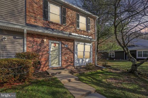 339 Constitution Cir, North Brunswick, NJ, 08902-3542 | Card Image