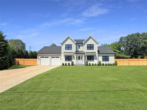 1 Summit Blvd, Westhampton, NY, 11977-1125 | Card Image