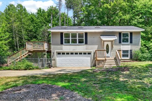 6570 Holly Dr, West Olive, MI, 49460-9731 | Card Image