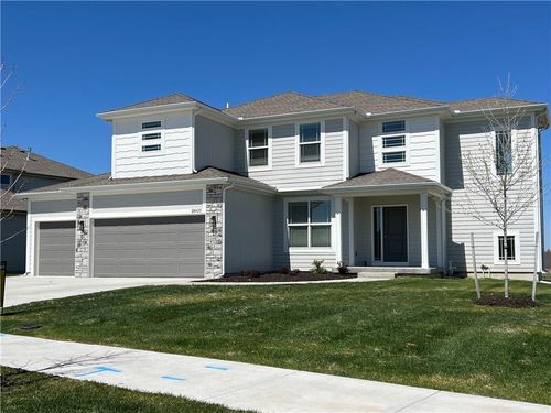 28400 W 161st Ter, Gardner, KS, 66030-4506 | Card Image