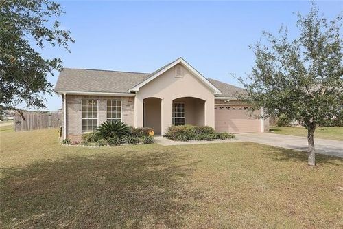 501 Huseman Ln, Covington, LA, 70435-0580 | Card Image