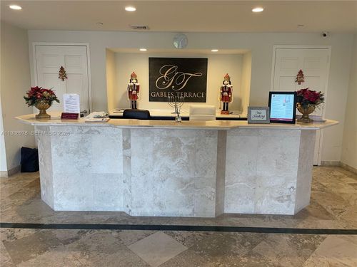 apt-809-2351 Douglas Rd, Miami, FL, 33145-3059 | Card Image