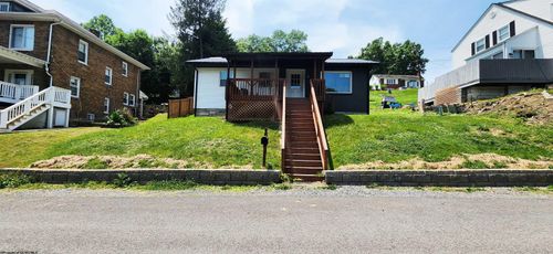 179 Circle Dr, Fairmont, WV, 26554-1455 | Card Image
