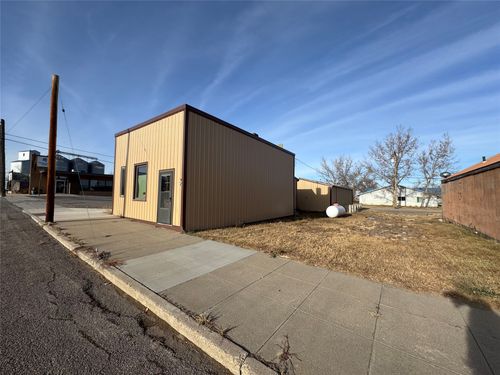 25 Main St W, Dutton, MT, 59433-9704 | Card Image